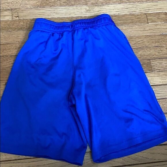 Boy’s Under Armour Heat Gear Shorts YXS Royal Blue - Picture 2 of 4
